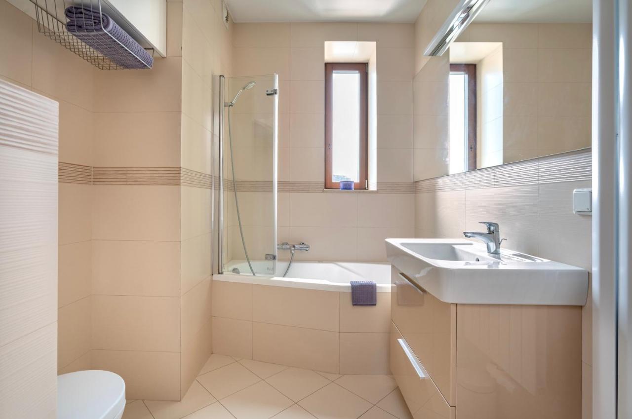 Sea Towers Apartament 27- Min 2 Noce Гдыня Экстерьер фото